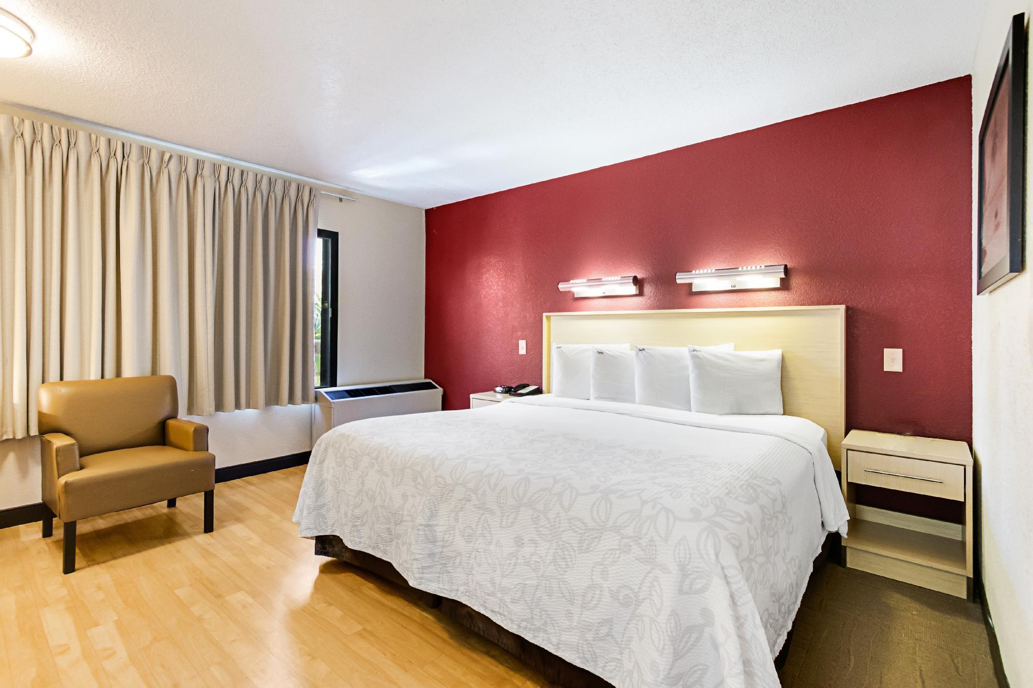 Red Roof Inn Plus+ West Palm Beach Exterior photo